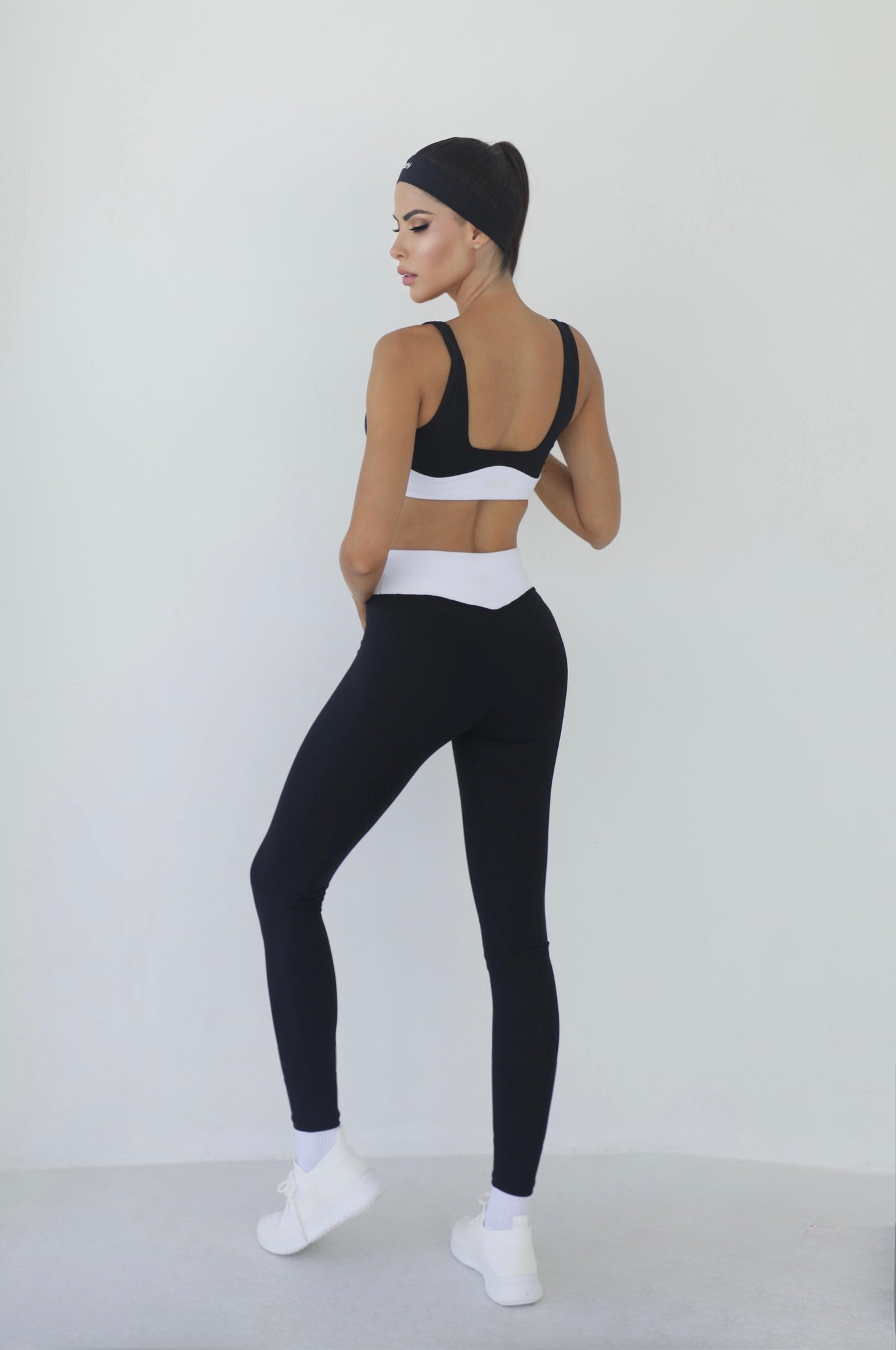 Wave Line Leggings Black
